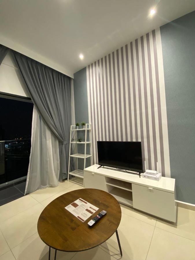 Reizz Residence By Leo Suites Kuala Lumpur Bagian luar foto